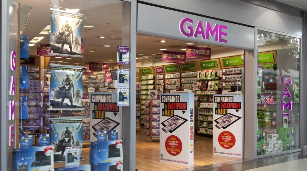 Imagen de una tienda GAME, donde los sueños se hacen realidad y las bolsas te salen gratis